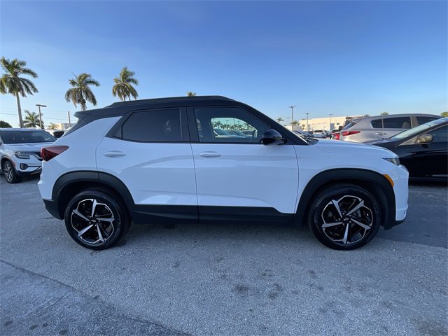 Used 2023 Chevrolet TrailBlazer RS image 2