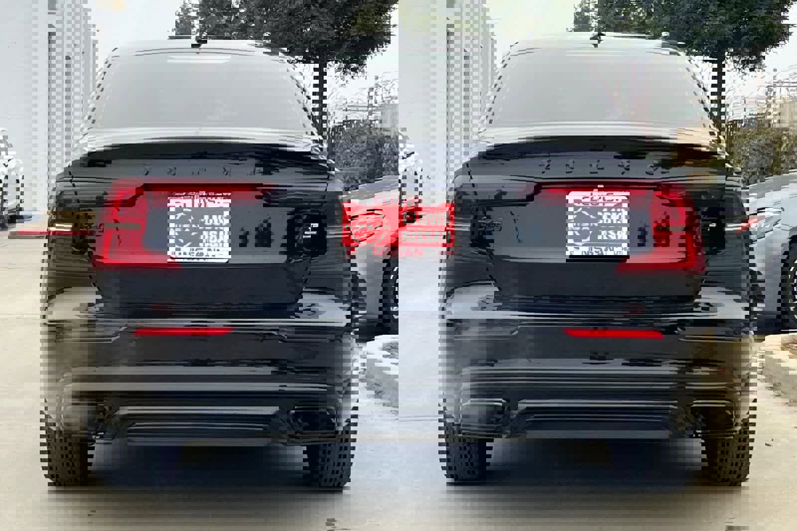 Used 2022 Volvo S60 T8 R-Design w/ Advanced Package image 8