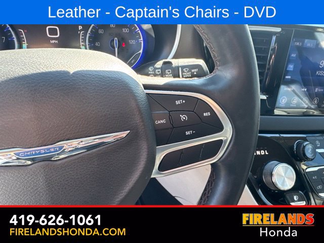 Used 2017 Chrysler Pacifica Touring-L Plus w/ Tire & Wheel Group FWD image 18