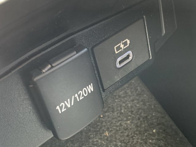 Used 2026 Toyota Corolla Cross LE FWD image 29