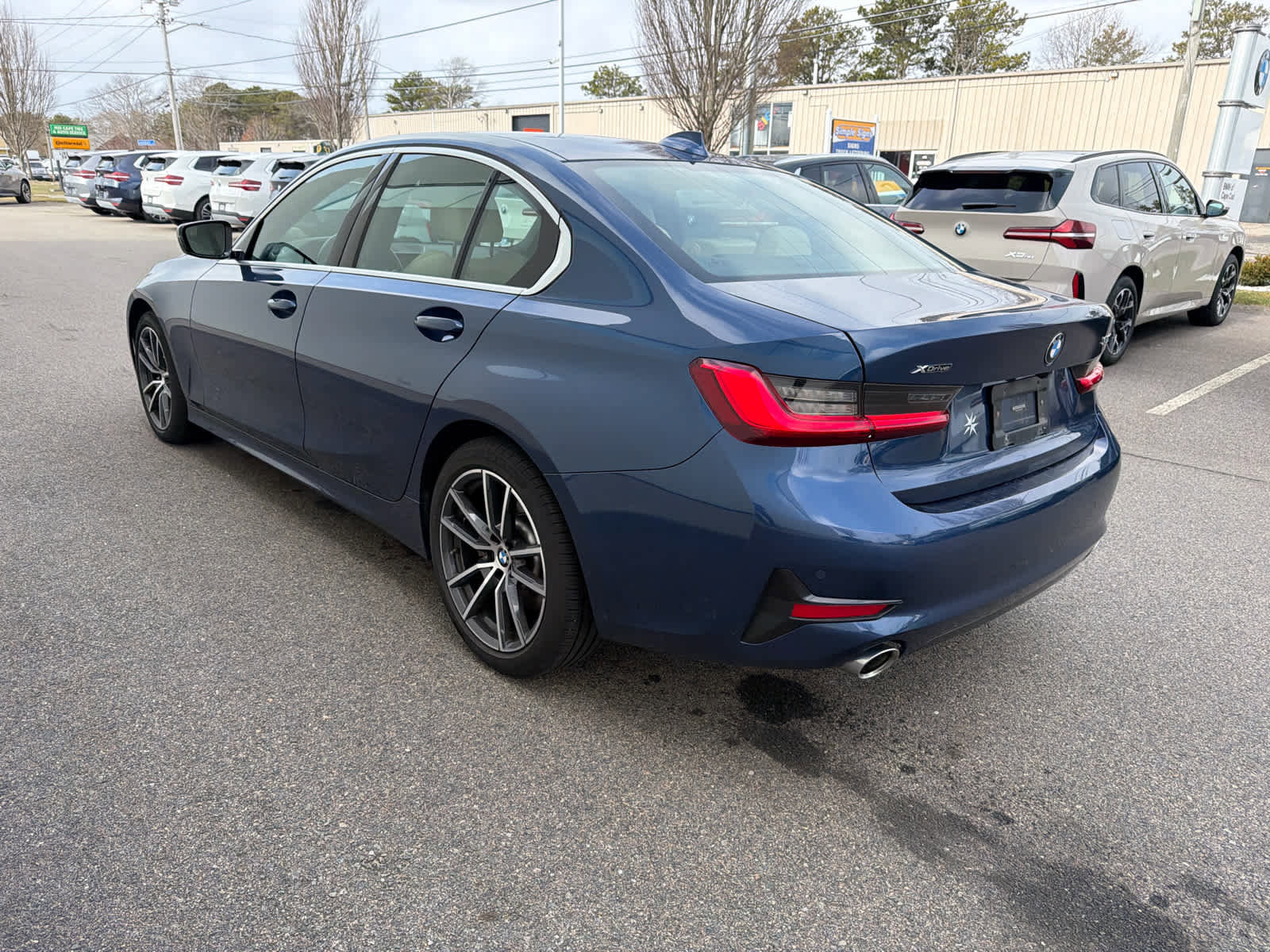 Used 2021 BMW 330i xDrive Sedan w/ Convenience Package image 7