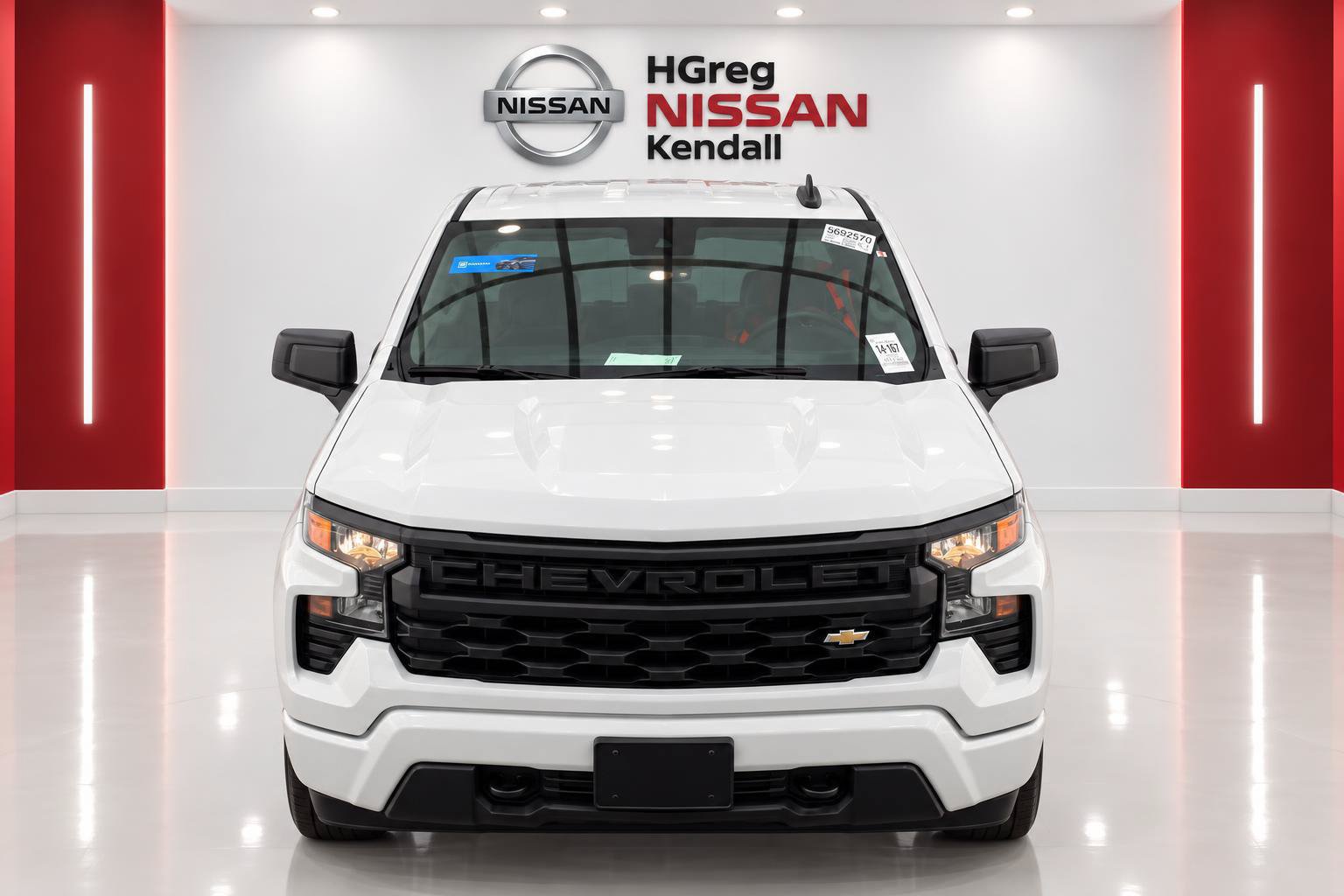 Used 2023 Chevrolet Silverado 1500 Custom RWD image 5