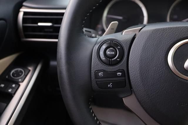 Used 2014 Lexus IS 350 w/ Navigation Package RWD image 13