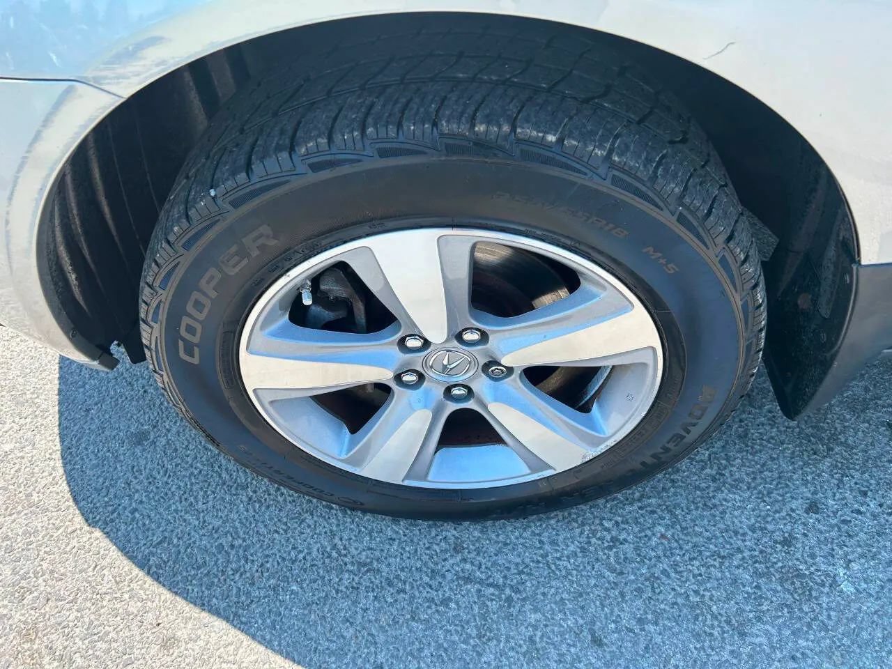 Used 2013 Acura MDX w/ Technology Package AWD/4WD image 25