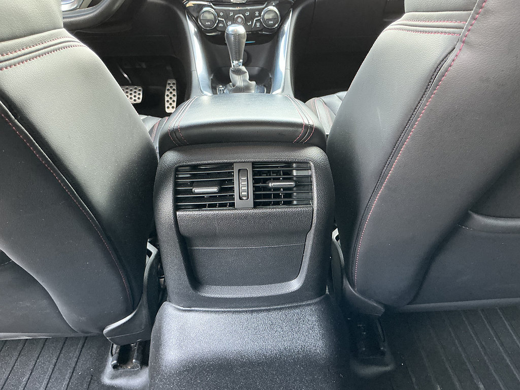 Used 2014 Chevrolet SS RWD image 29