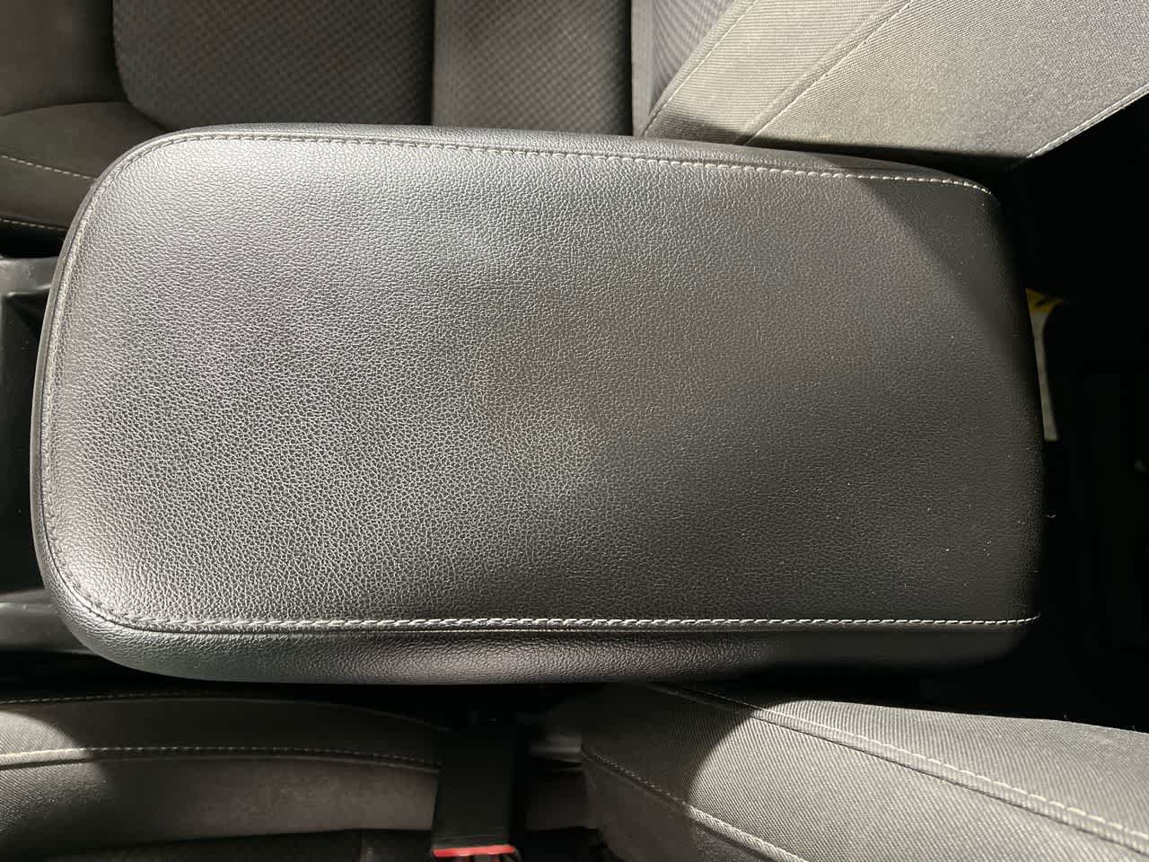 Used 2022 Chevrolet Colorado LT w/ Fleet Safety Package image 21
