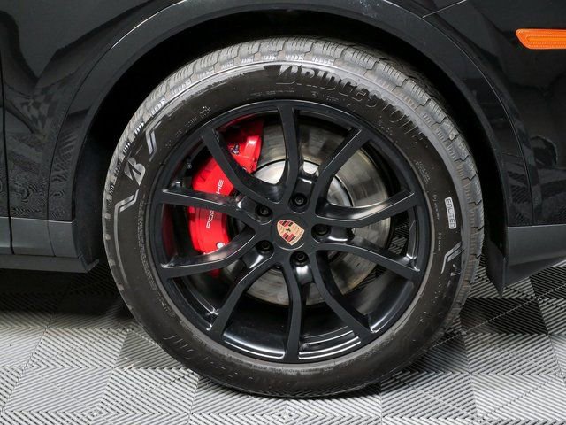New 2026 Porsche Cayenne S image 38
