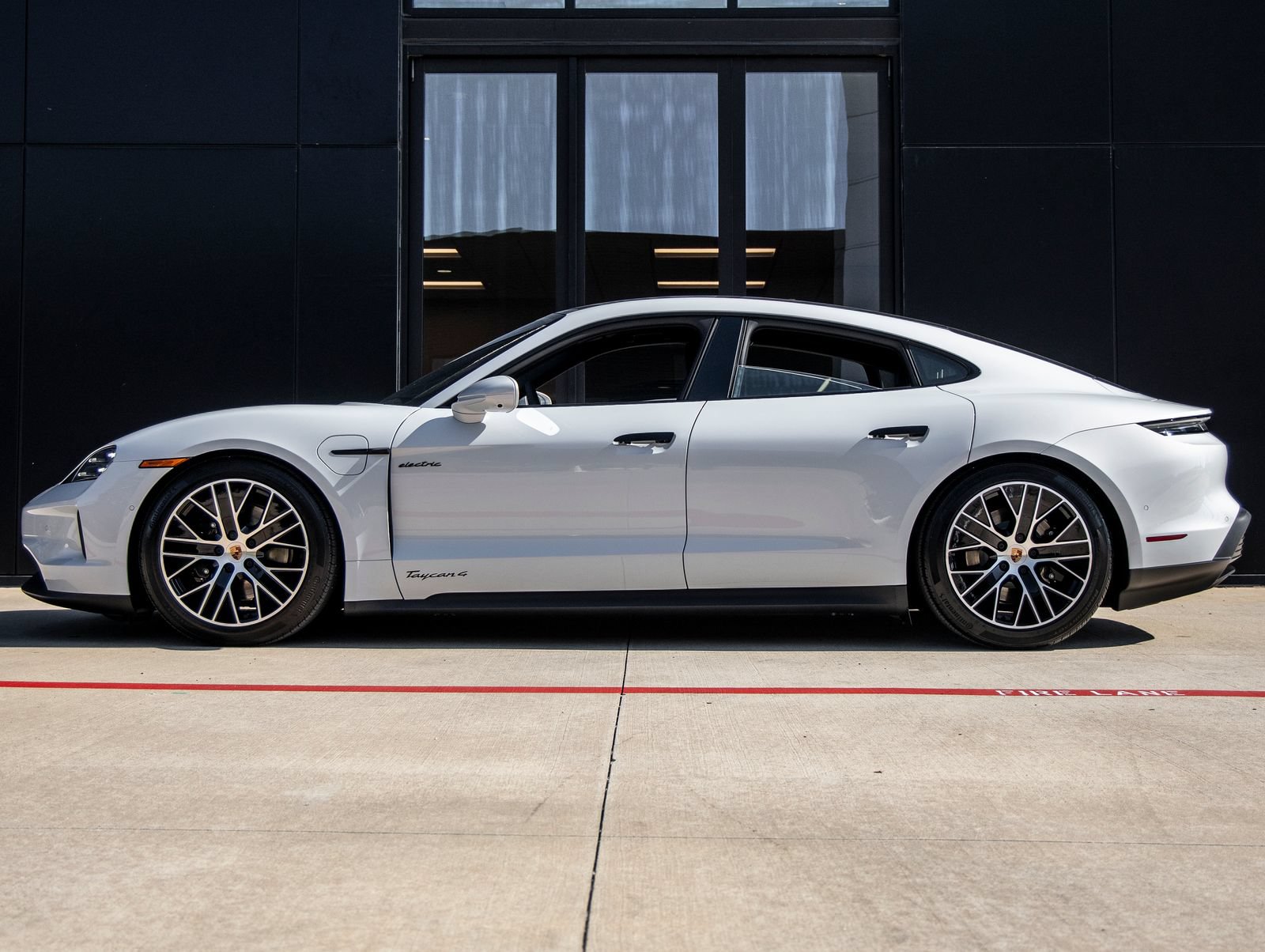 New 2026 Porsche Taycan AWD/4WD image 2