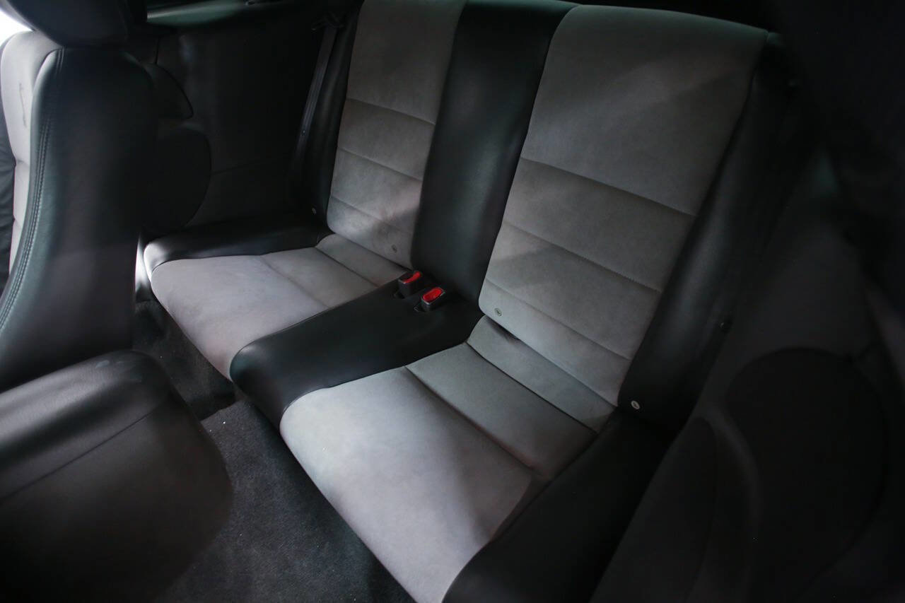 Used 2004 Ford Mustang Cobra RWD image 20