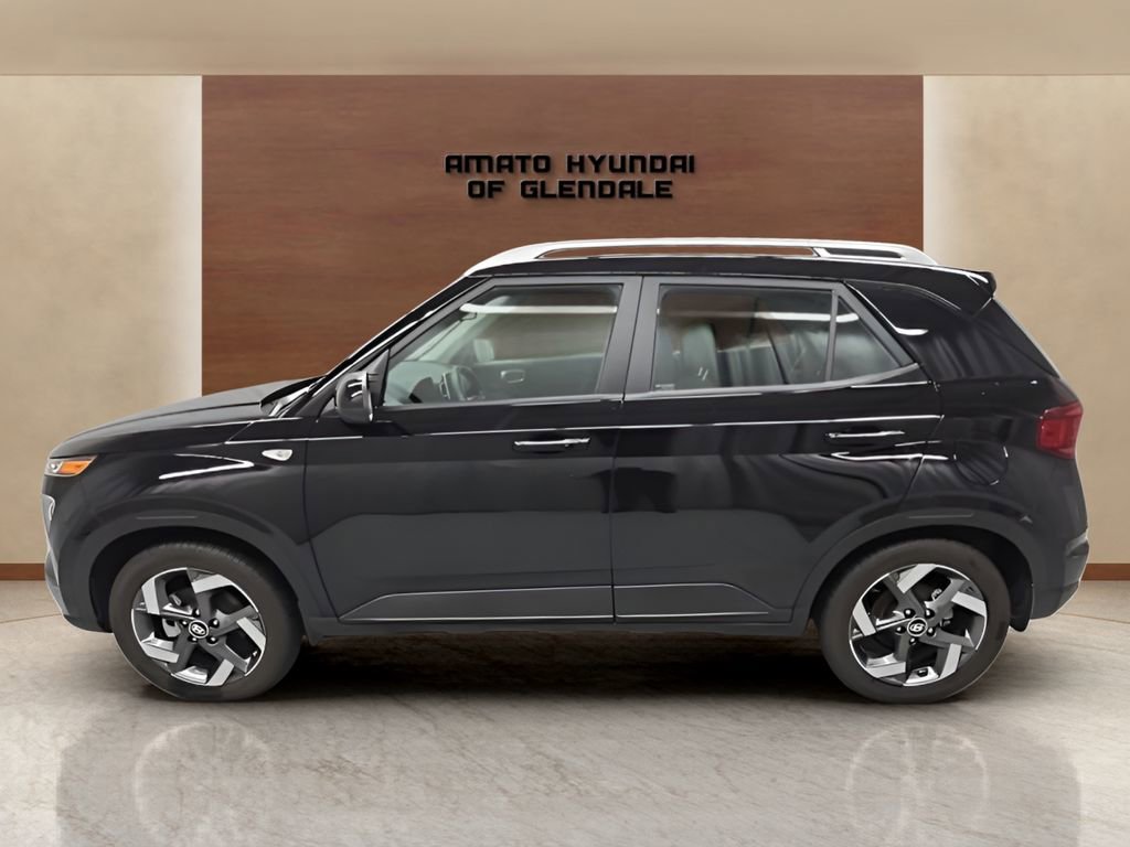 Certified 2024 Hyundai Venue SEL image 1