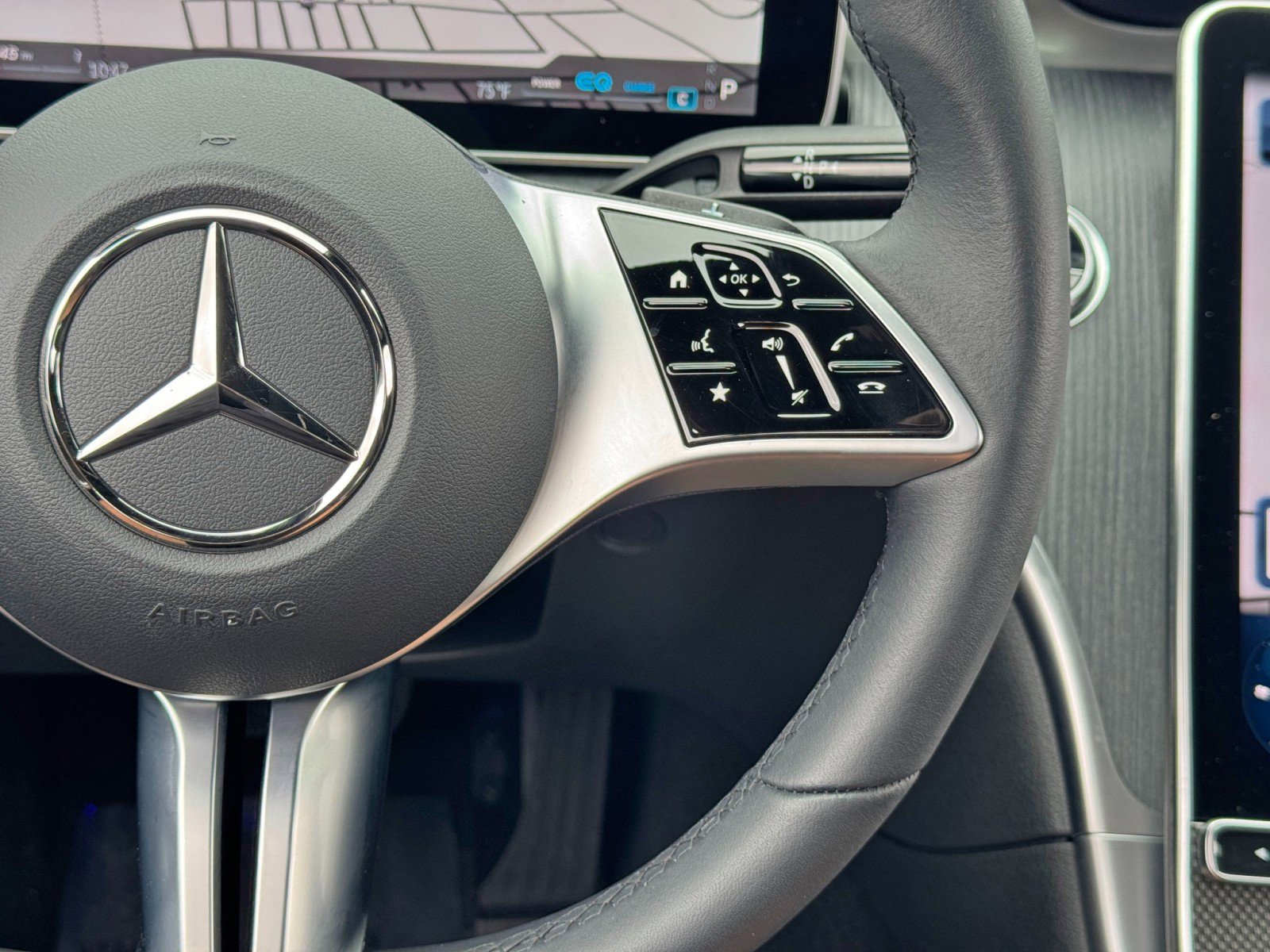 Used 2022 Mercedes-Benz C 300 Sedan image 25