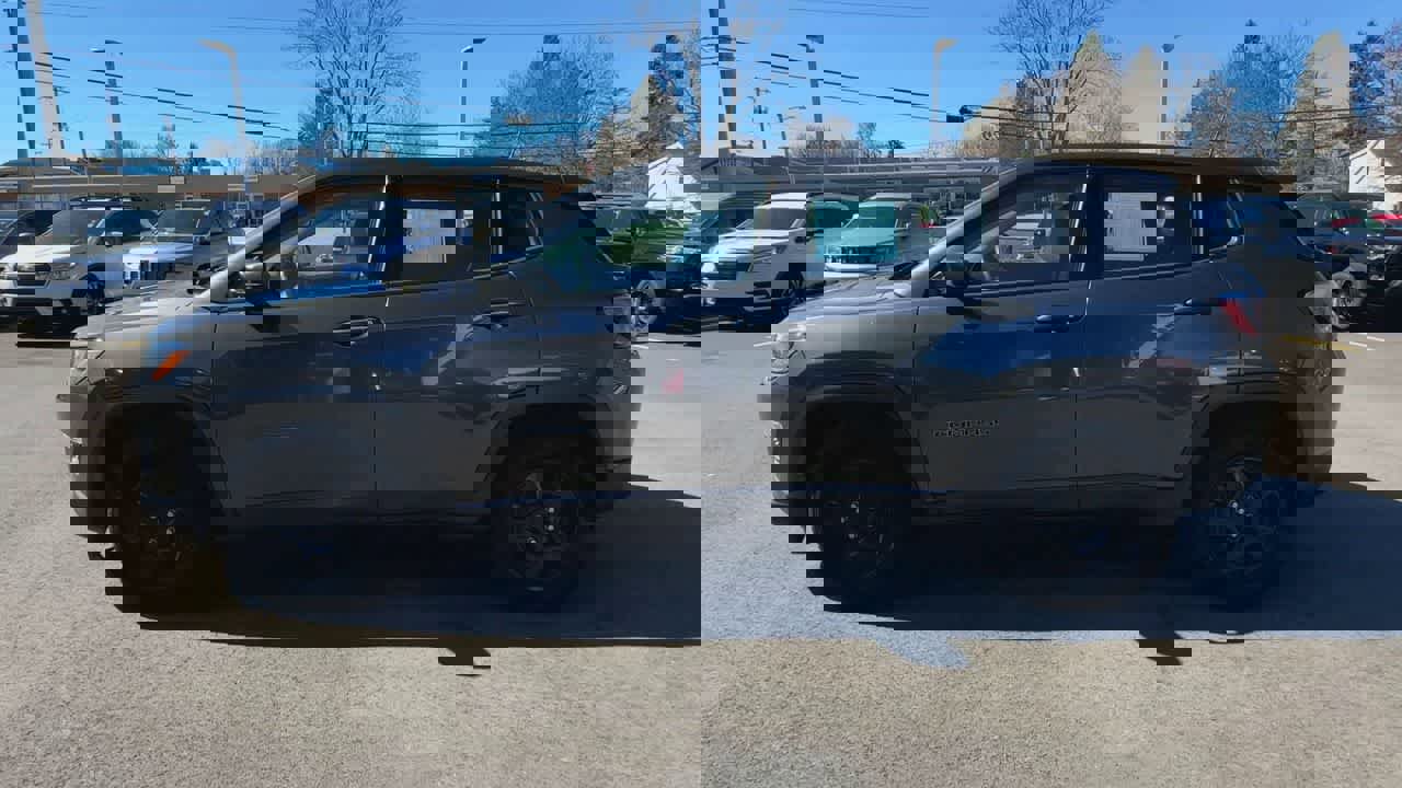 Used 2019 Jeep Compass Sport image 5