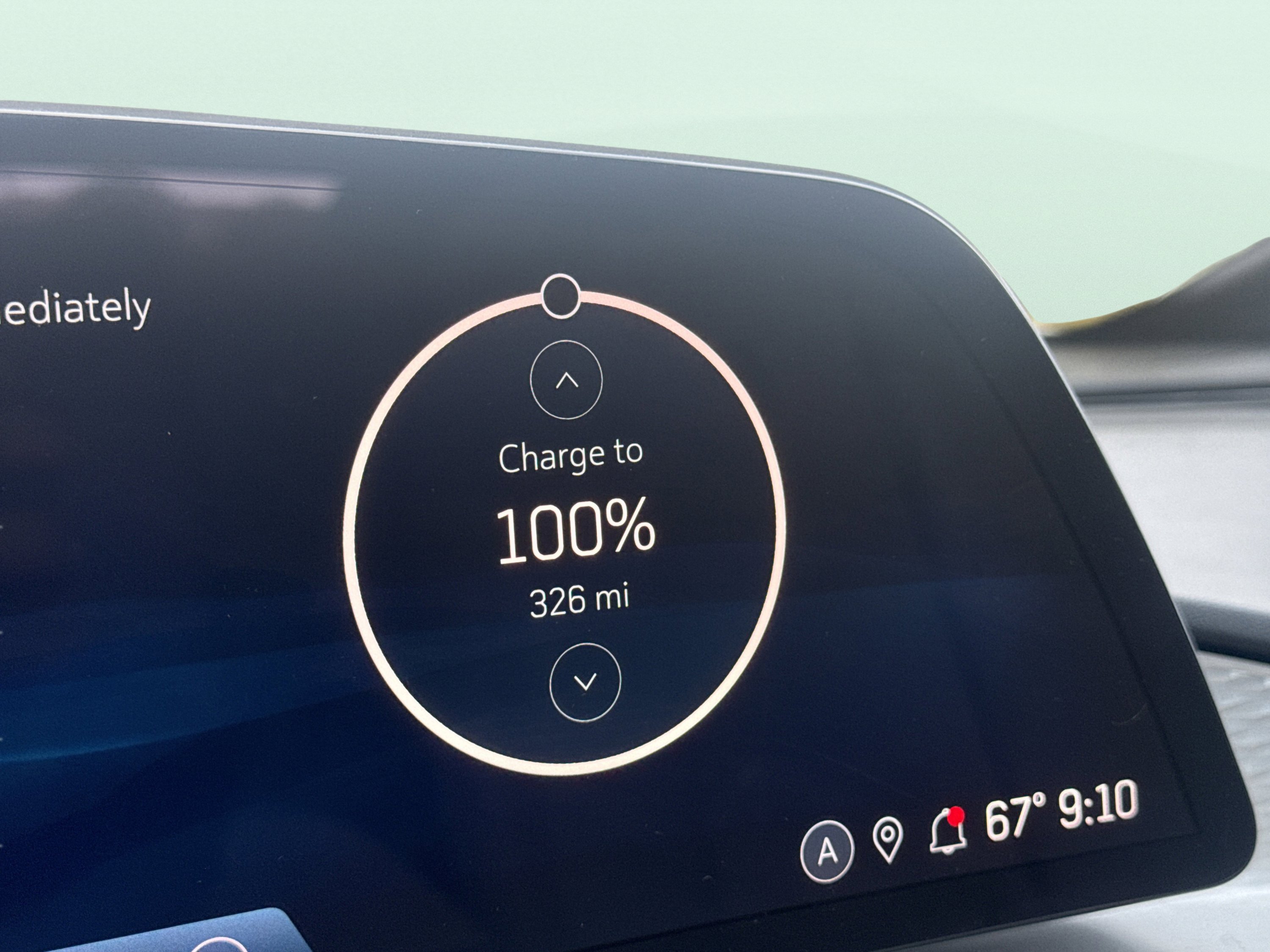 Used 2024 Cadillac Lyriq Luxury image 3