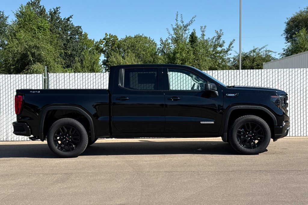 New 2026 GMC Sierra 1500 Elevation image 3