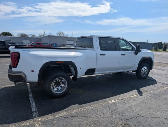 New 2026 GMC Sierra 3500 Pro image 8