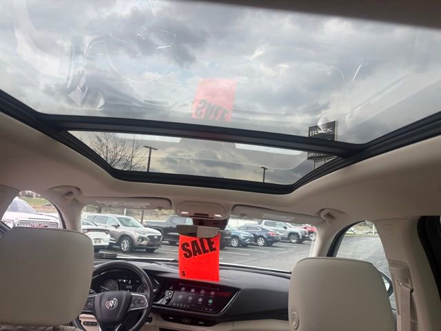 Certified 2021 Buick Envision Avenir w/ Technology Package II image 17