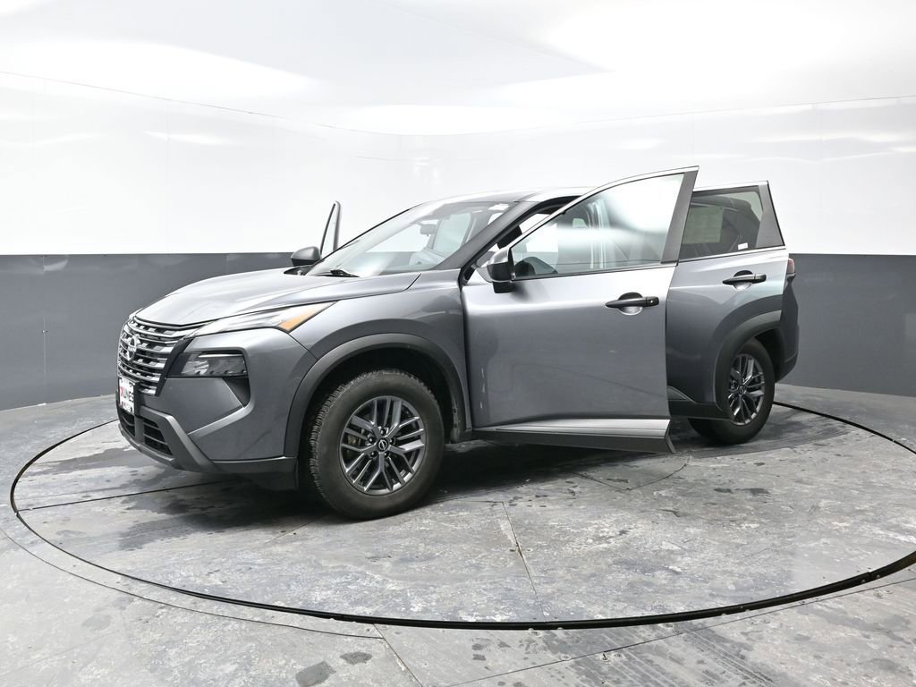 Used 2024 Nissan Rogue S image 56