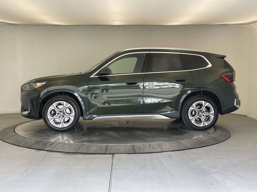 Used 2025 BMW X1 xDrive28i w/ Technology Package image 2