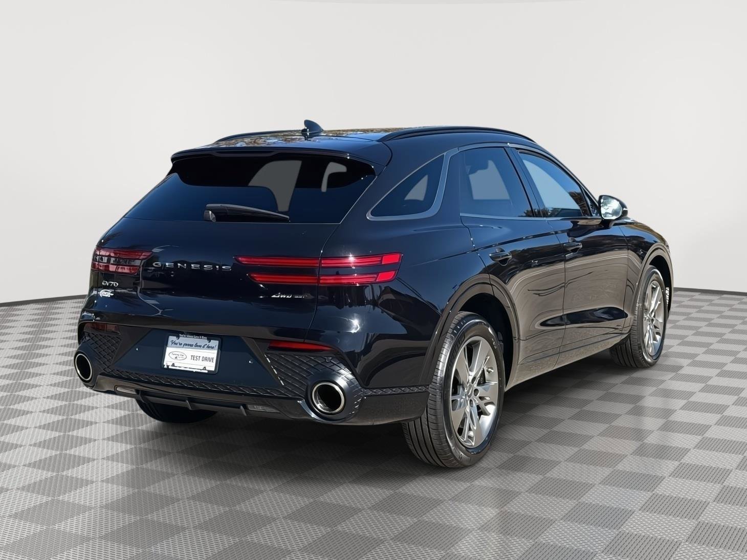 Used 2024 Genesis GV70 3.5T Sport AWD/4WD image 5
