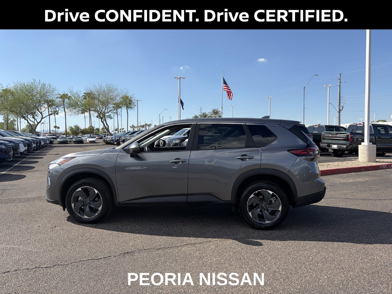 Certified 2025 Nissan Rogue SV FWD image 4