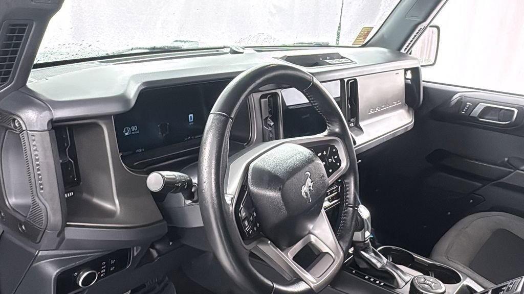Used 2025 Ford Bronco Big Bend image 37