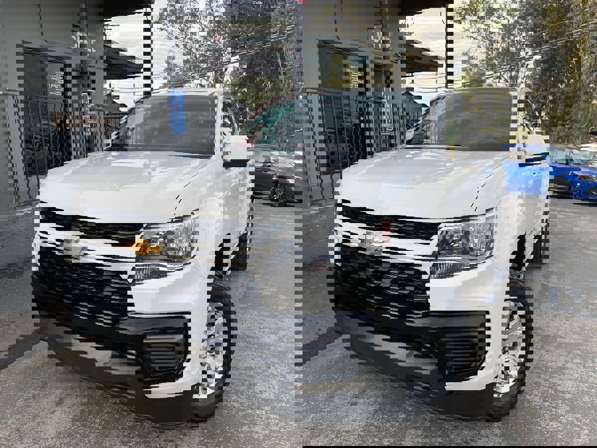 Used 2022 Chevrolet Colorado LT w/ Fleet Safety Package RWD image 1
