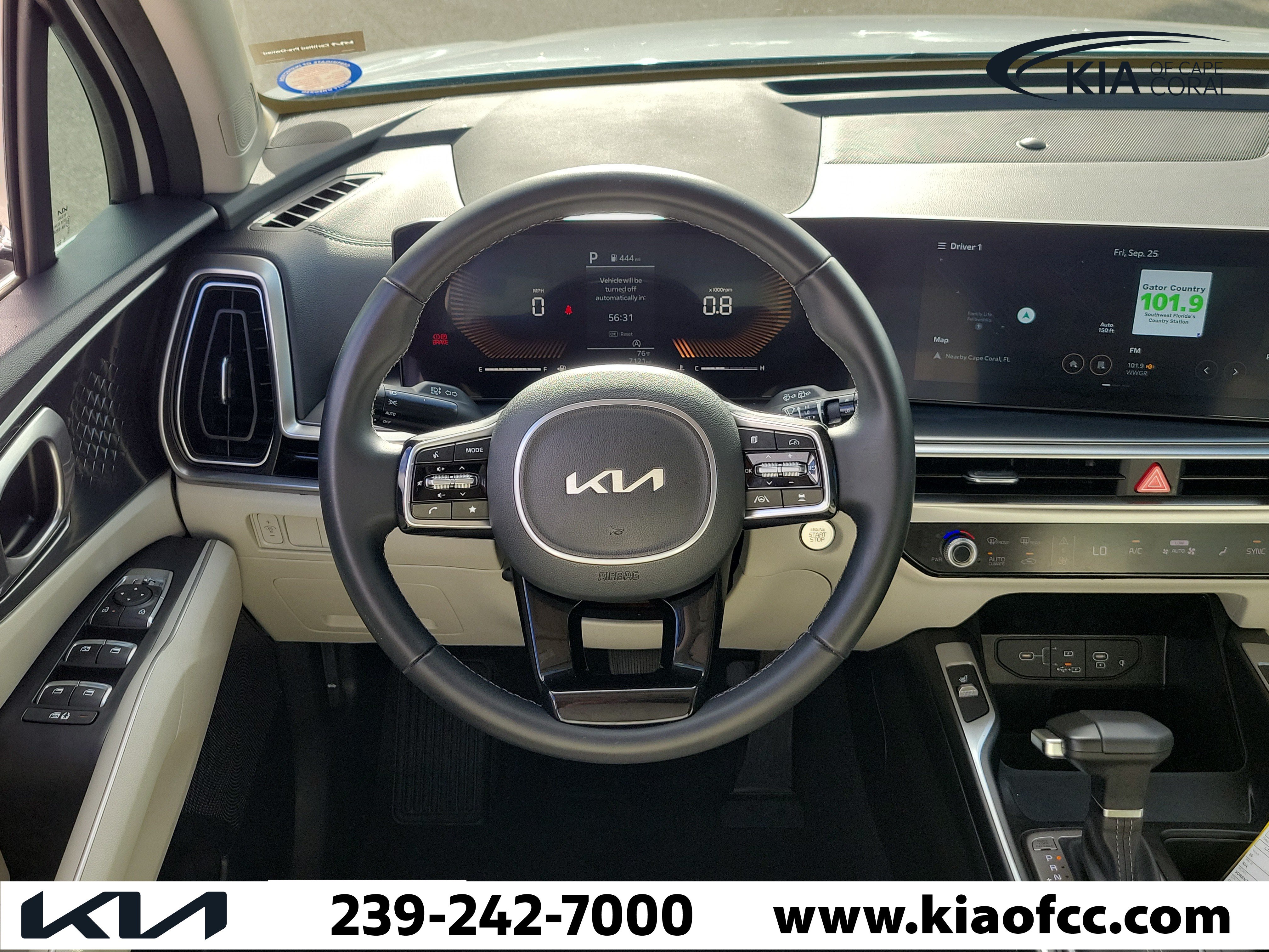 Certified 2025 Kia Sorento S w/ Panoramic Sunroof Package FWD image 17