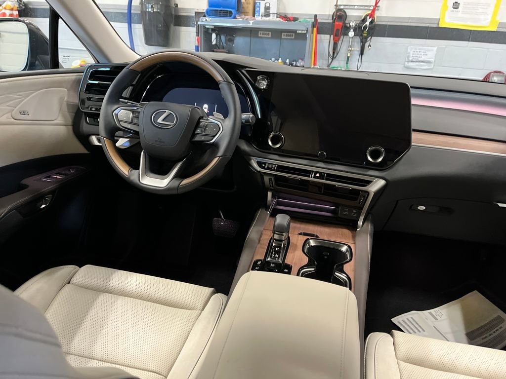 New 2026 Lexus RX 350 image 10
