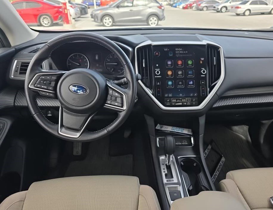 Used 2023 Subaru Ascent Premium w/ Convenience Package image 9