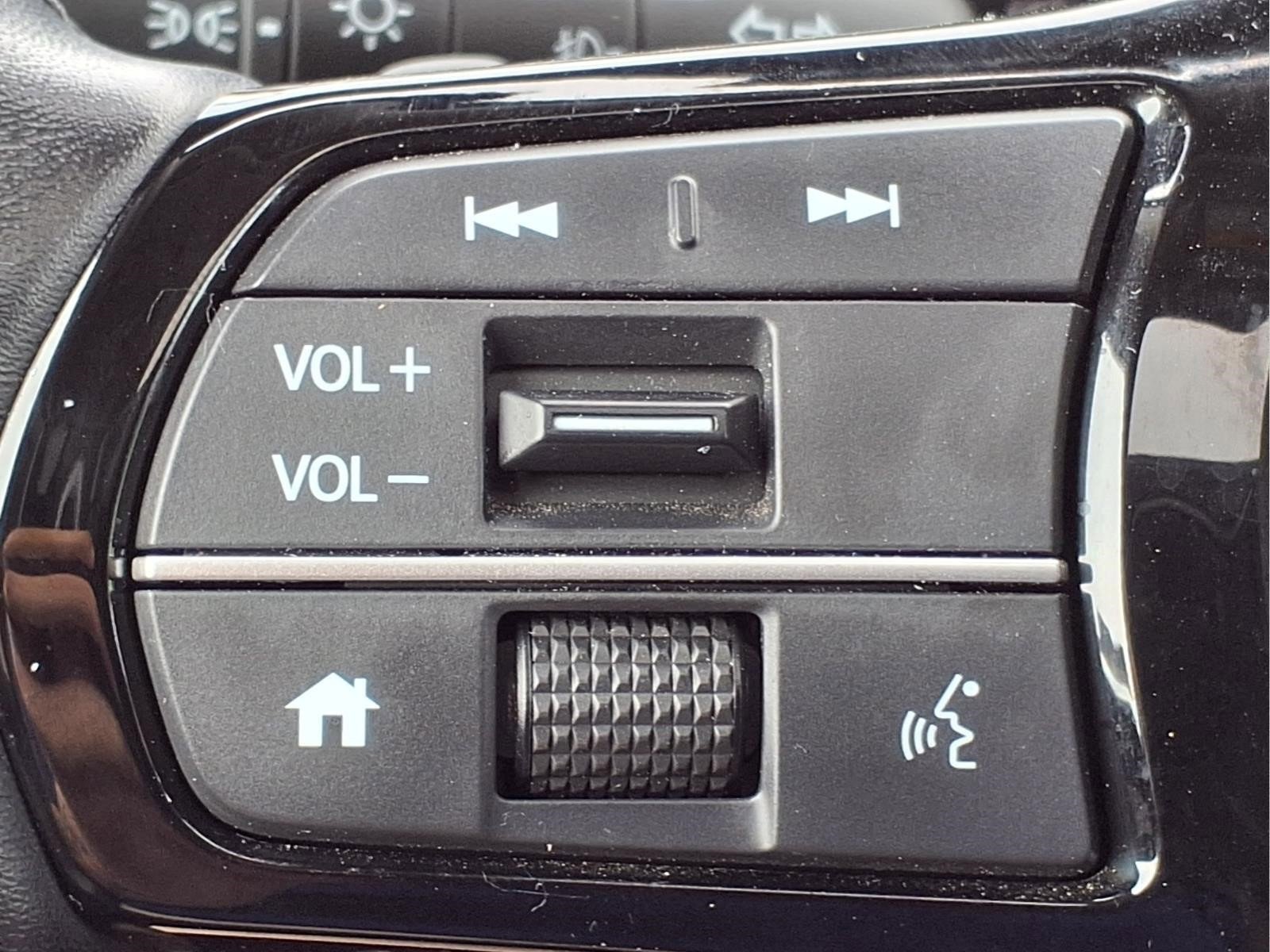 Used 2023 Honda Pilot Touring image 30