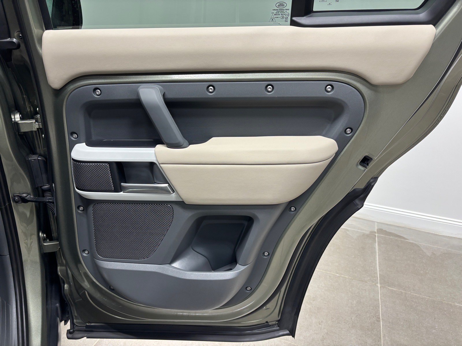 Used 2024 Land Rover Defender 110 S AWD/4WD image 39