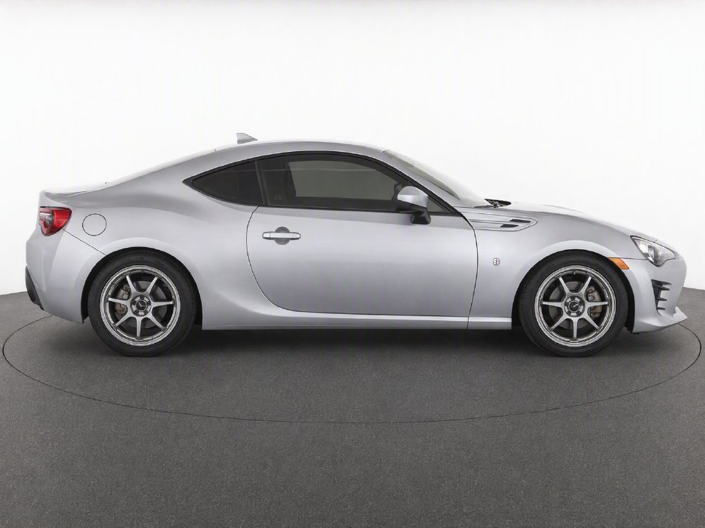 Used 2019 Toyota 86 RWD image 11
