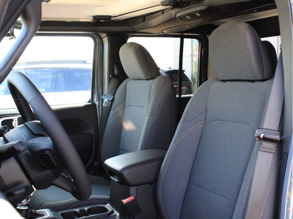 New 2026 Jeep Gladiator Mojave AWD/4WD image 10