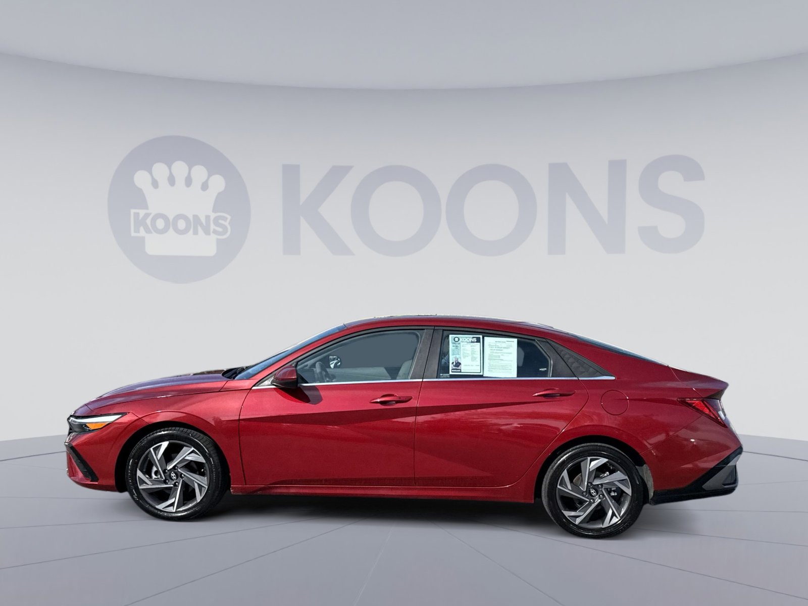 Certified 2025 Hyundai Elantra SEL image 2