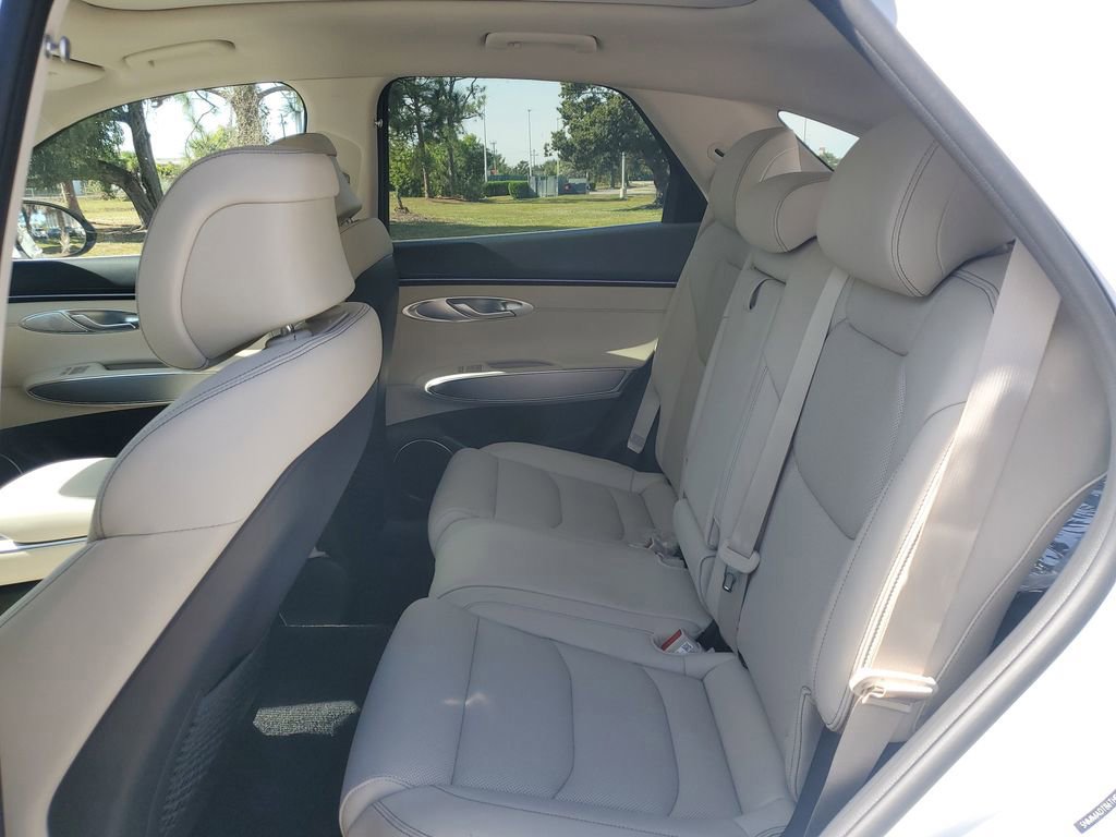 New 2026 Genesis GV70 2.5T Select image 5