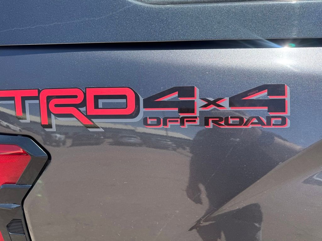 Used 2022 Toyota Tundra SR5 AWD/4WD image 29