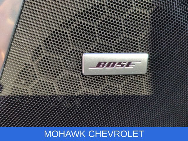 Used 2022 Chevrolet Suburban RST w/ Luxury Package AWD/4WD image 25