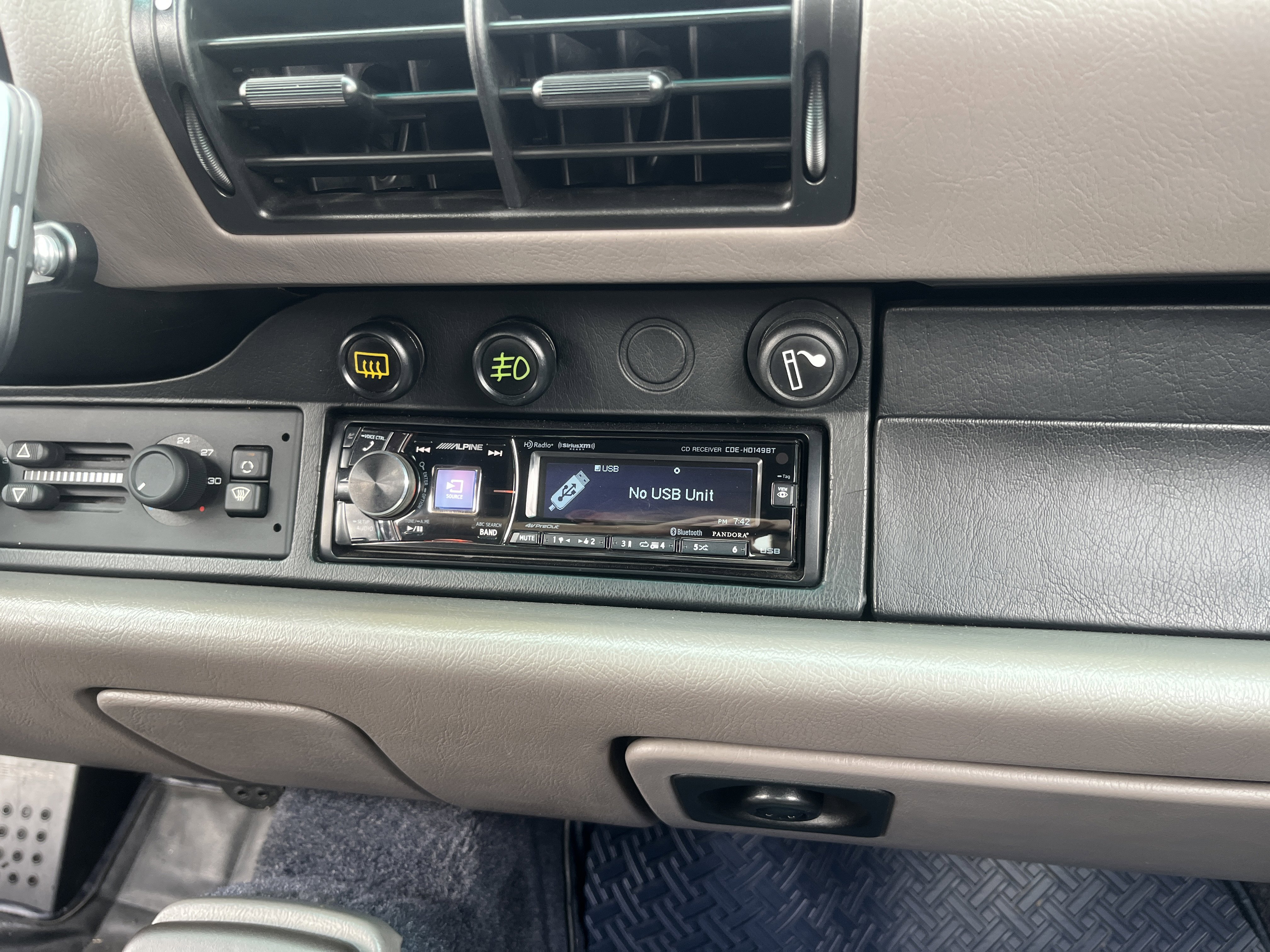 Used 1992 Porsche 911 Carrera image 34