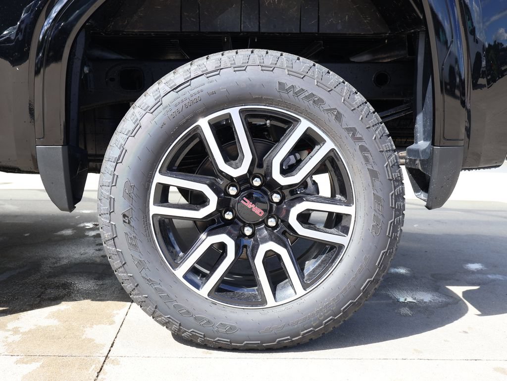New 2026 GMC Sierra 1500 AT4 w/ AT4 Premium Package AWD/4WD image 50