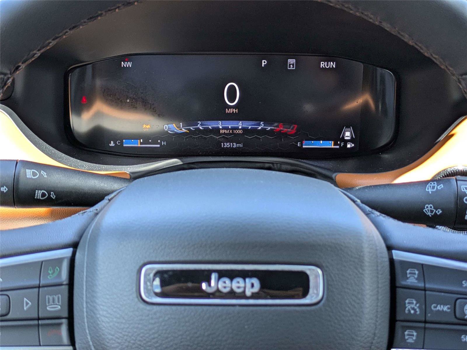 Used 2025 Jeep Compass Limited w/ Elite Group AWD/4WD image 32
