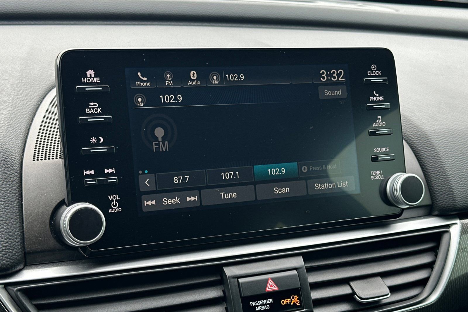 Used 2018 Honda Accord Sport image 17