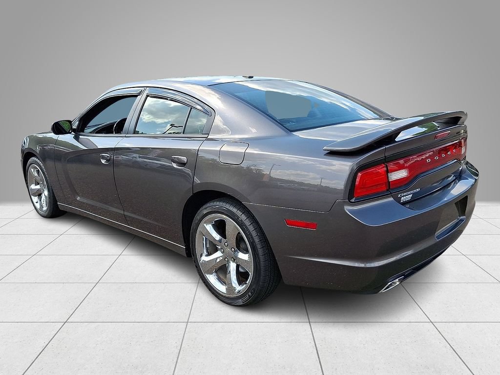 Used 2014 Dodge Charger SXT Plus RWD image 7