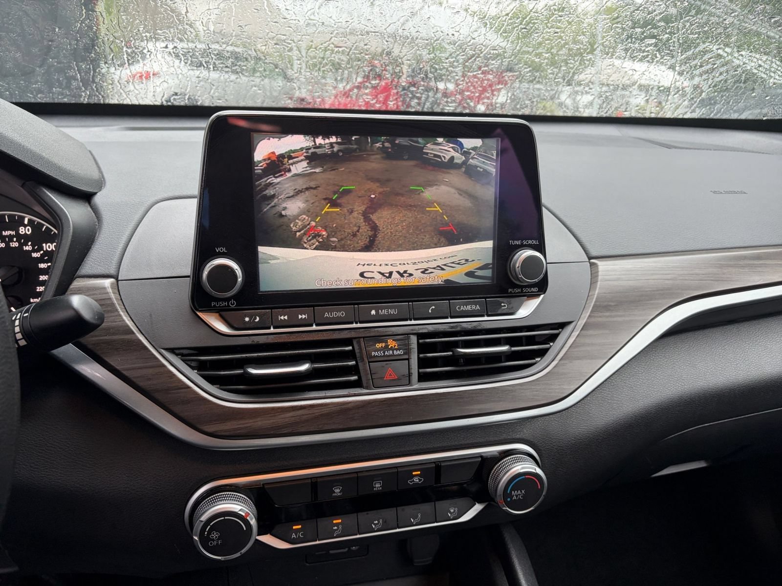 Used 2025 Nissan Altima 2.5 SV FWD image 17