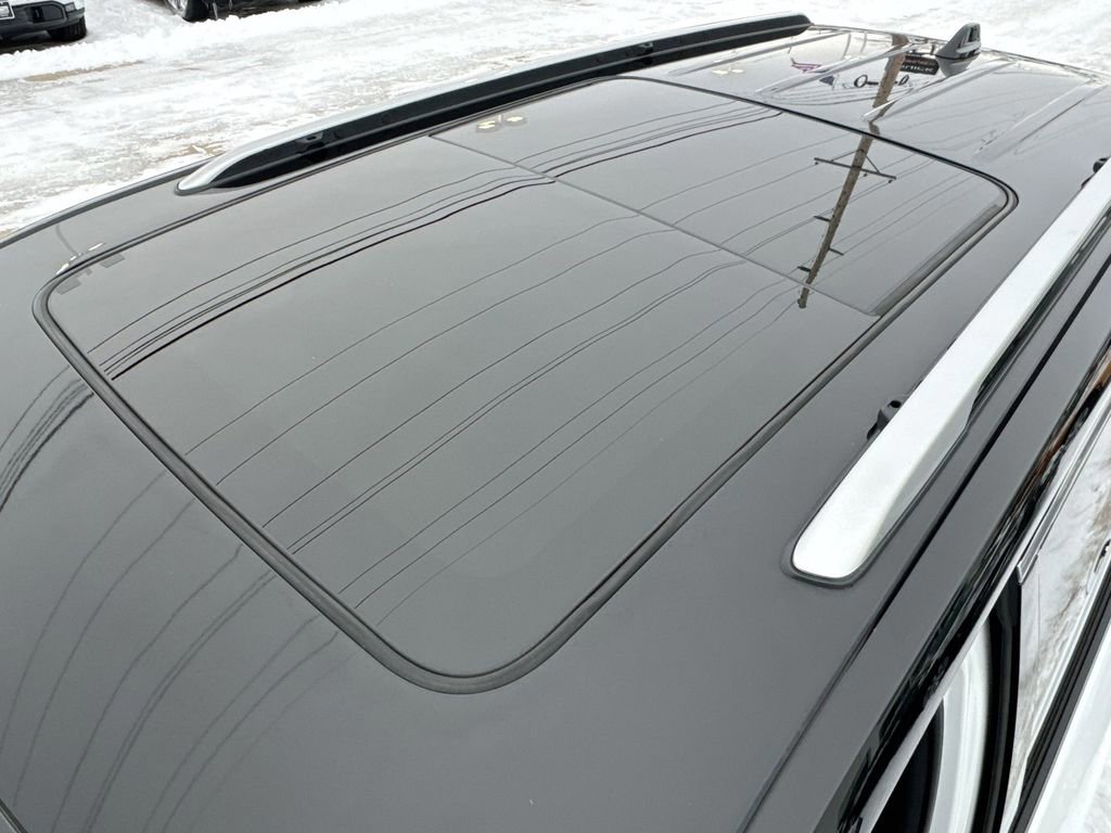 Used 2022 Jeep Grand Cherokee L Summit image 19