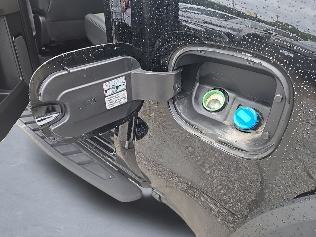 Used 2024 Chevrolet Silverado 1500 ZR2 w/ Technology Package AWD/4WD image 52