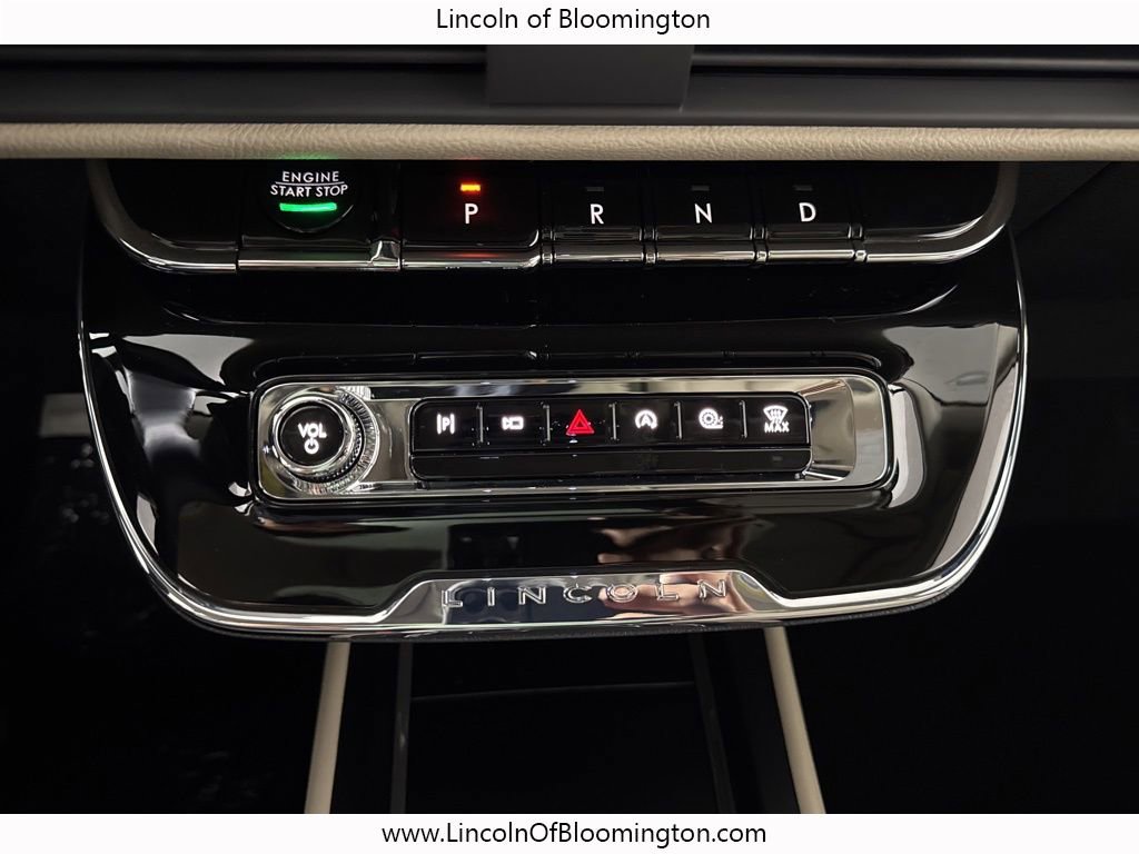 New 2026 Lincoln Corsair Premiere image 28