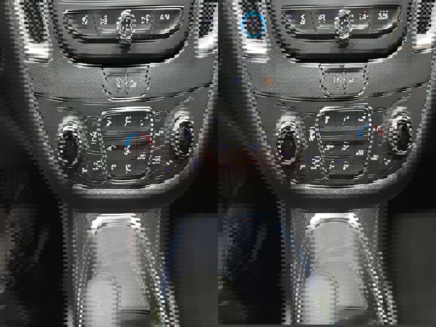 Used 2024 Chevrolet Malibu LT image 15