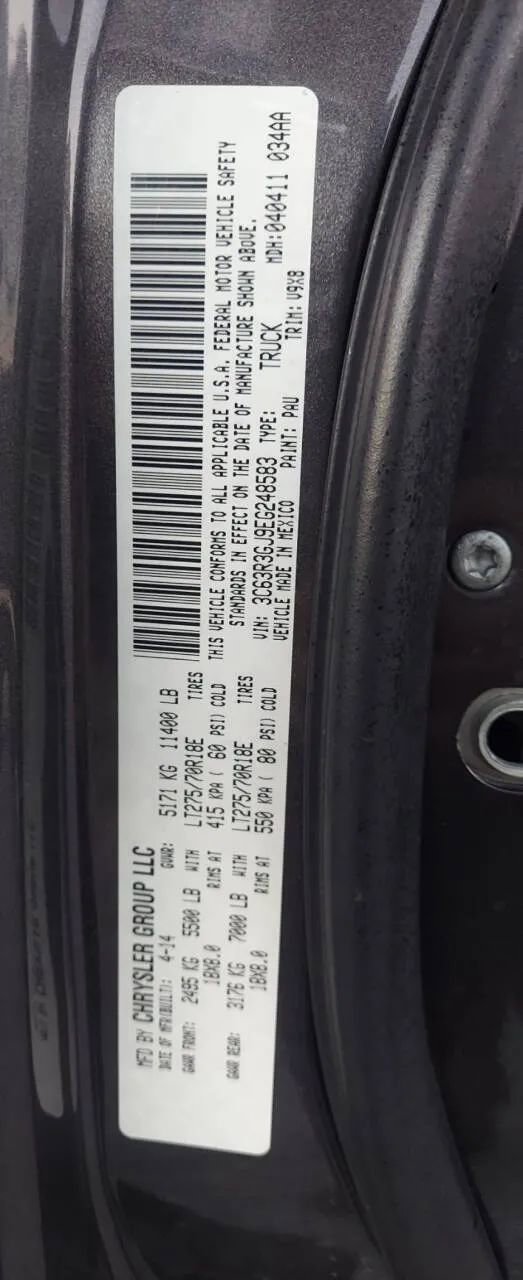 Used 2014 RAM 3500 Tradesman w/ Chrome Appearance Group image 21