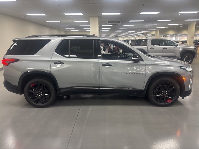 Used 2023 Chevrolet Traverse Premier w/ Redline Edition image 8