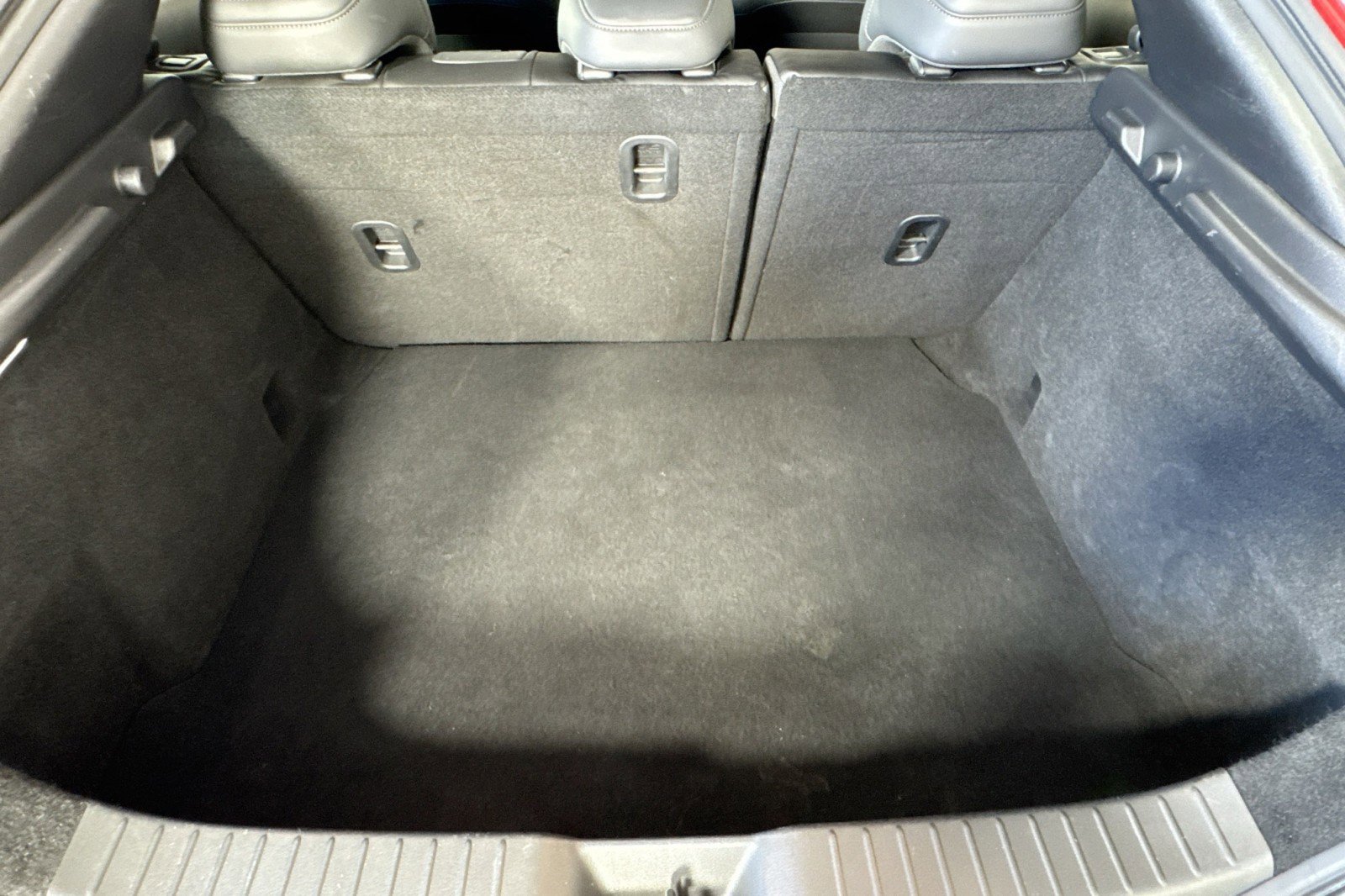 Used 2021 MAZDA MAZDA3 s image 24